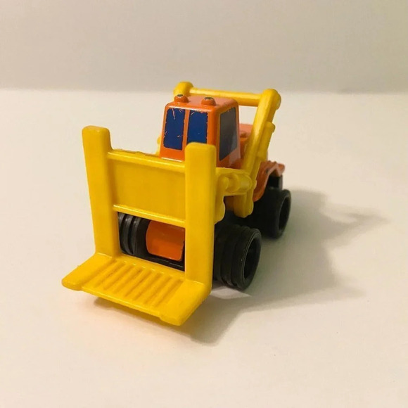 Vintage 1979 Mattel First Wheels Forklift Truck Toy Vehicle Diecast and Plastic - Picture 2 of 14